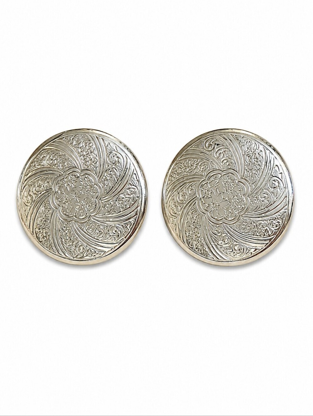 𝅺3/$30 Silvertone Floral Embossed Circle Post Earrings